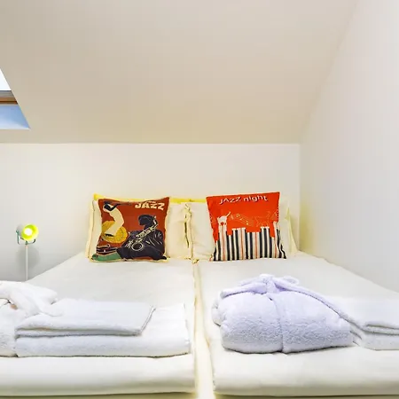 Apartment Urban Gem By Flat Mаnаger